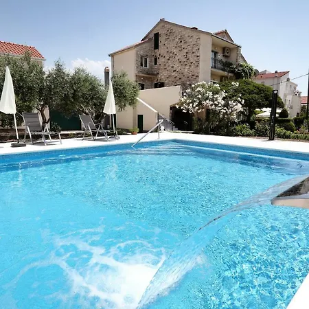 Apartman Petric شقة Kaštela