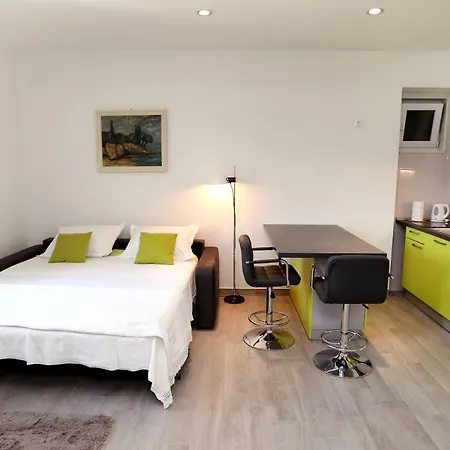 Apartman Petric * Kaštela