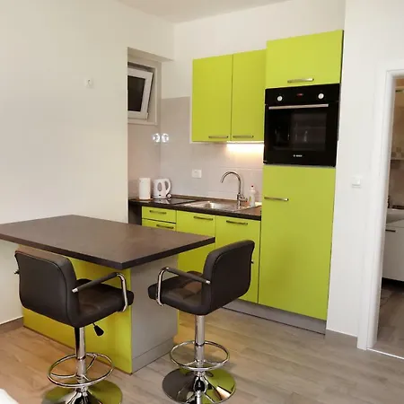 Apartman Petric شقة
